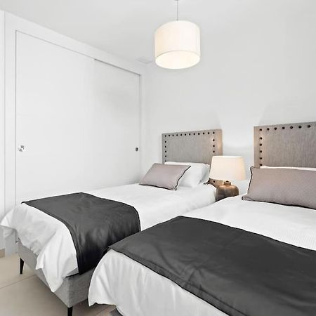 Luxury 2 Bedroom Apartment Walk To Beach Rdr423 Marbellac Extérieur photo
