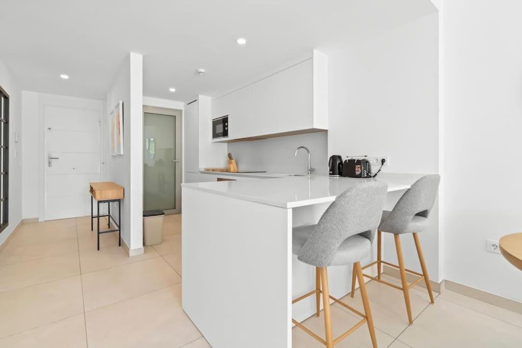 Luxury 2 Bedroom Apartment Walk To Beach Rdr423 Marbellac Extérieur photo