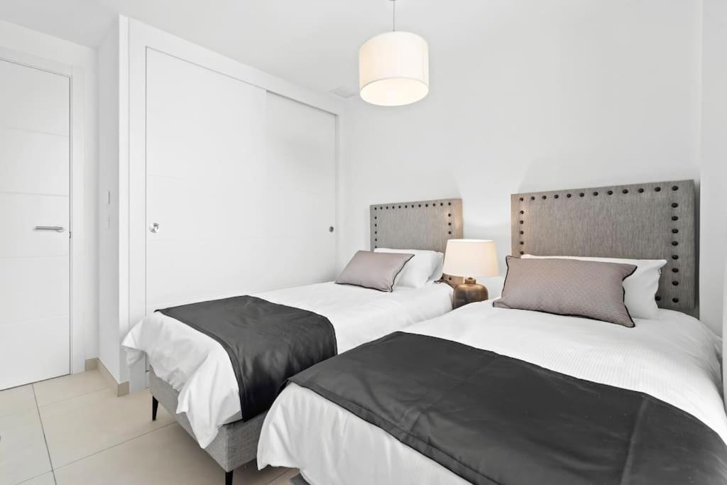 Luxury 2 Bedroom Apartment Walk To Beach Rdr423 Marbellac Extérieur photo
