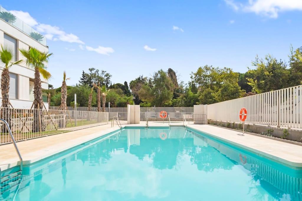Luxury 2 Bedroom Apartment Walk To Beach Rdr423 Marbellac Extérieur photo