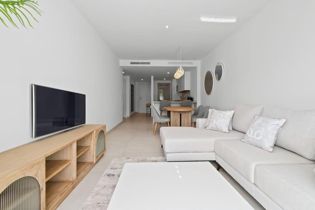 Luxury 2 Bedroom Apartment Walk To Beach Rdr423 Marbellac Extérieur photo